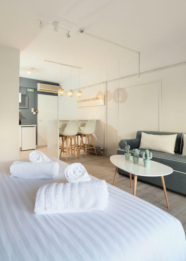 Plaka Heart Apartment Athens Ngoại thất bức ảnh